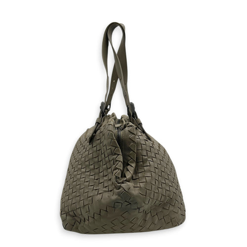 Intrecciato Shoulder Bag Beige in Lambskin, Ruthenium hardware
