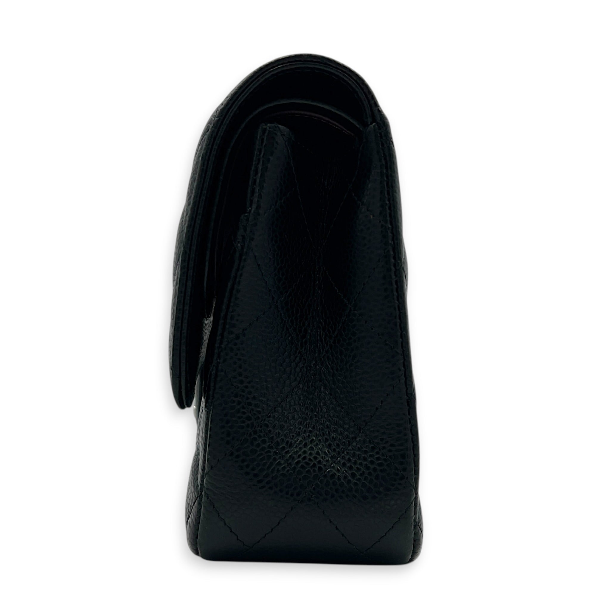 Classic Shoulder Bag Medium Black in Caviar Leather, Silver hardware