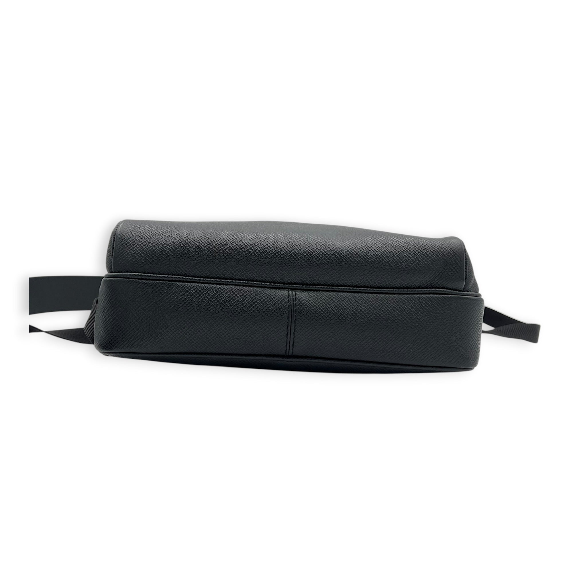 Outdoor Shoulder Bag PM Black in Taiga Leather, Silver hardware