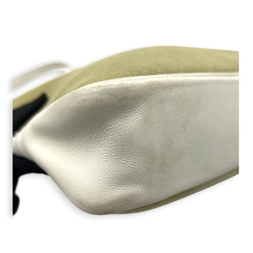 Massai Green in Canvas, Palladium hardware