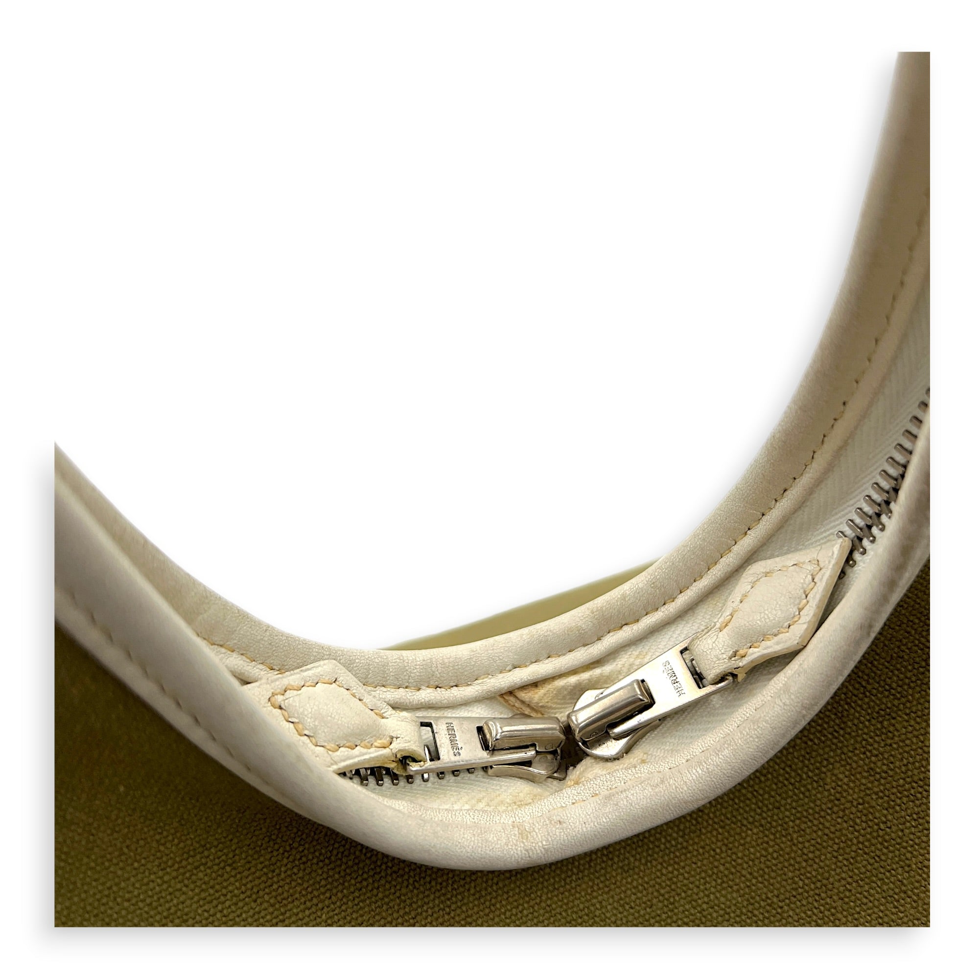 Massai Green in Canvas, Palladium hardware
