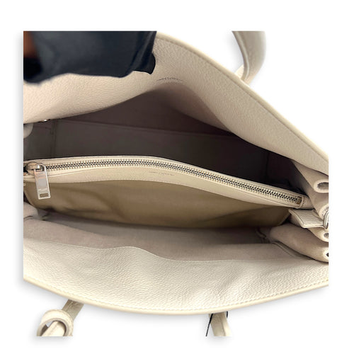 Sac de Jour Top Handle Bag White in Calfskin, Silver hardware