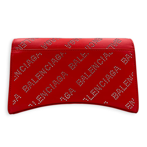 Hourglass Wallet On Chain Red in Calfskin, Silver hardware