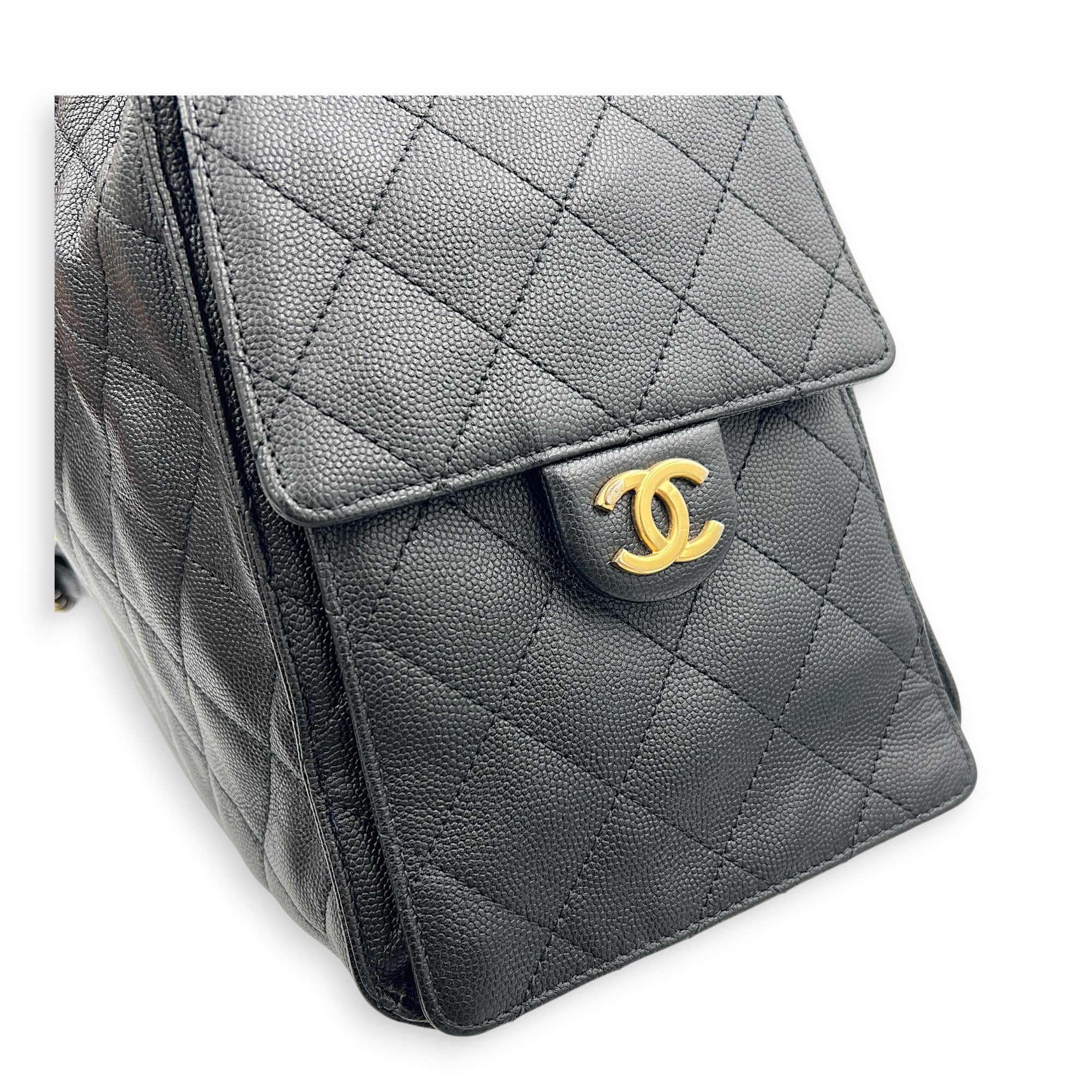 C25 Medium Black Shoulder Bag in Caviar Leather, Gold hardware