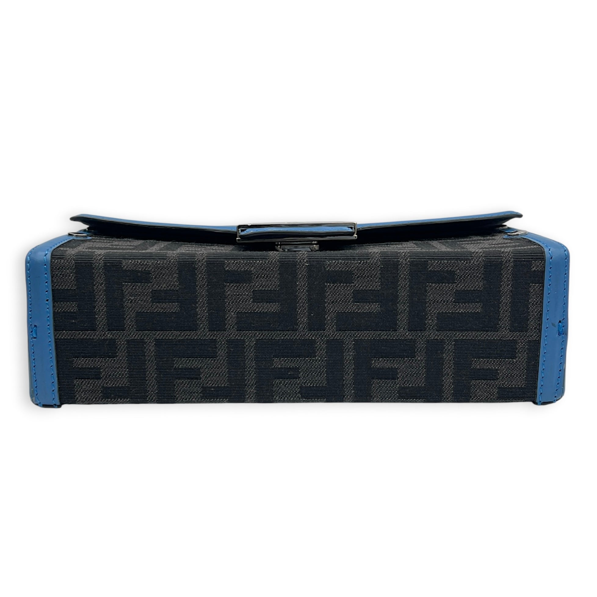 Baguette Box Shoulder Bag Black in Canvas, Silver hardware