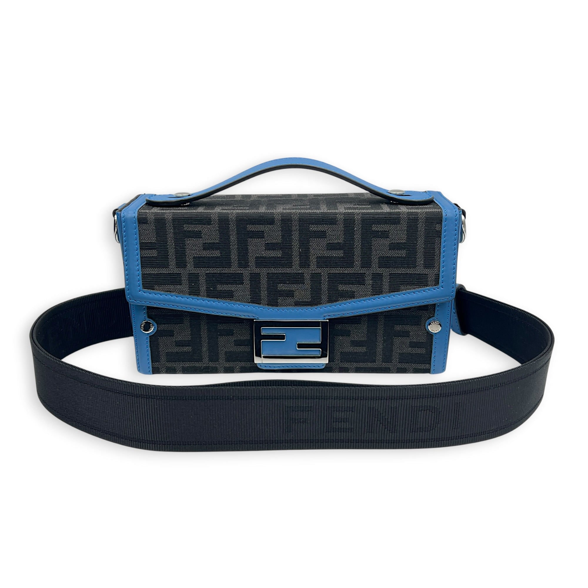 Baguette Box Shoulder Bag Black in Canvas, Silver hardware