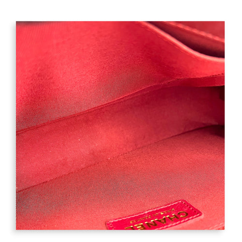 Boy Shoulder Bag Red in Lambskin, Gold hardware