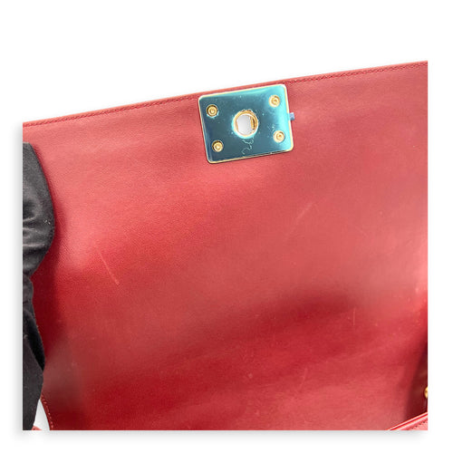 Boy Shoulder Bag Red in Lambskin, Gold hardware