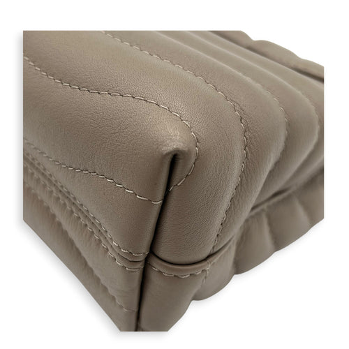 New Wave Shoulder Bag Beige in Calfskin, Gold hardware