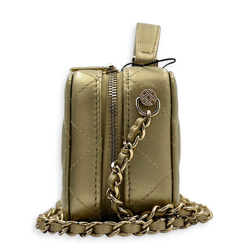 CC Vanity Top Handle Gold in Lambskin, Gold hardware