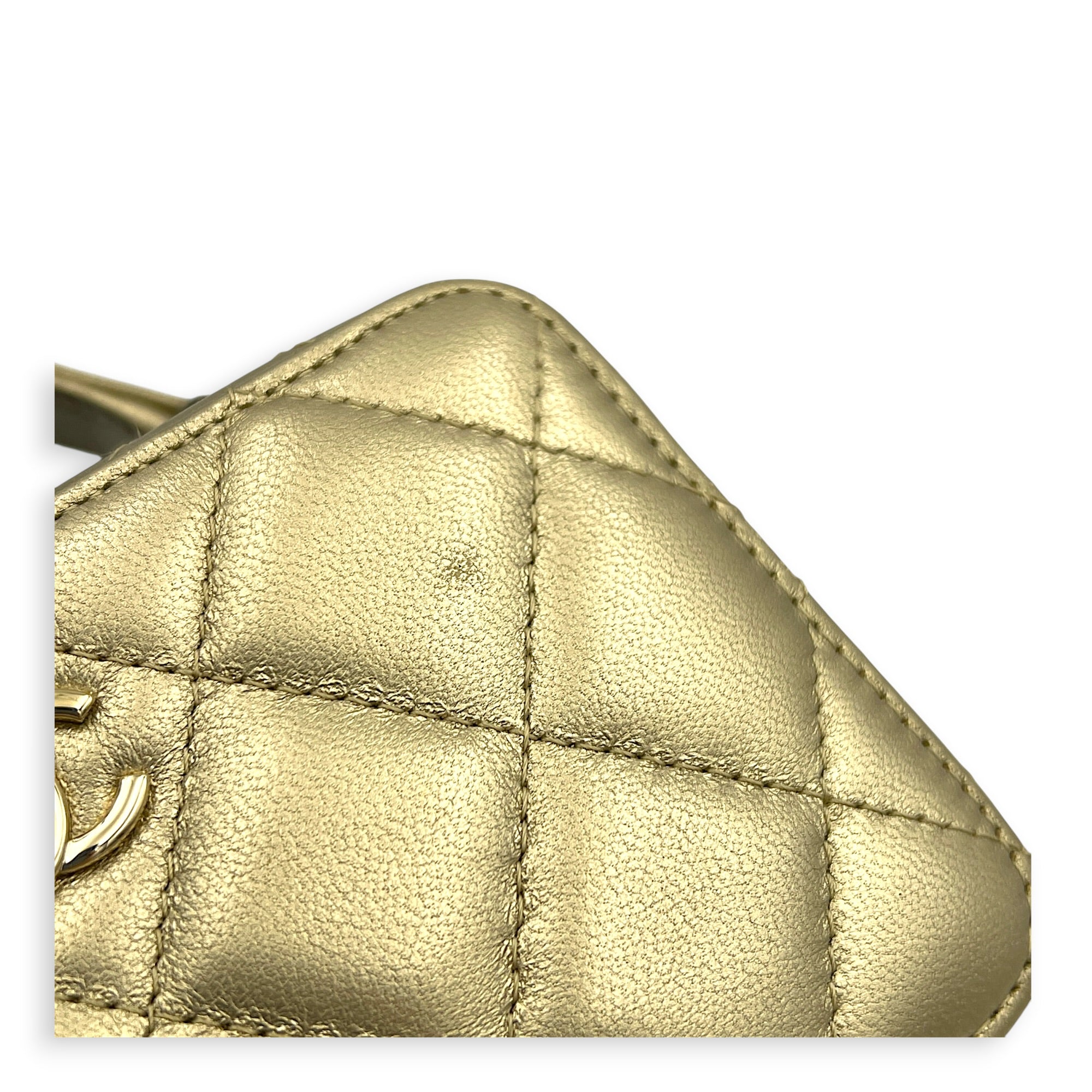 CC Vanity Top Handle Gold in Lambskin, Gold hardware