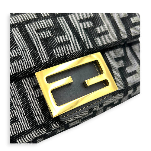Zucca Baguette Grey Shoulder Bag in Denim, Gold hardware