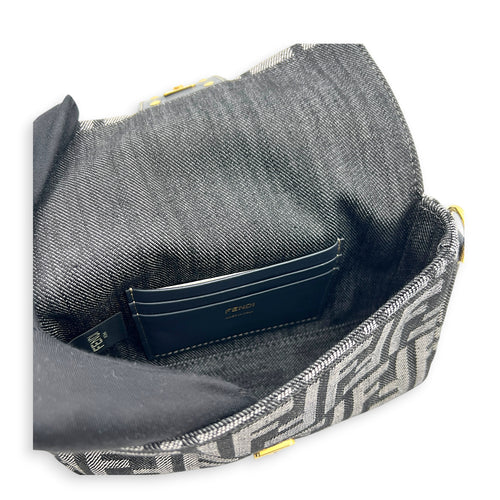 Zucca Baguette Grey Shoulder Bag in Denim, Gold hardware