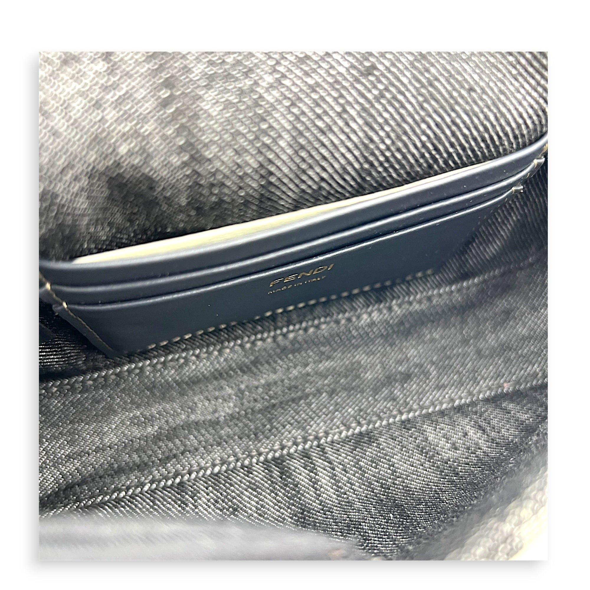Zucca Baguette Grey Shoulder Bag in Denim, Gold hardware