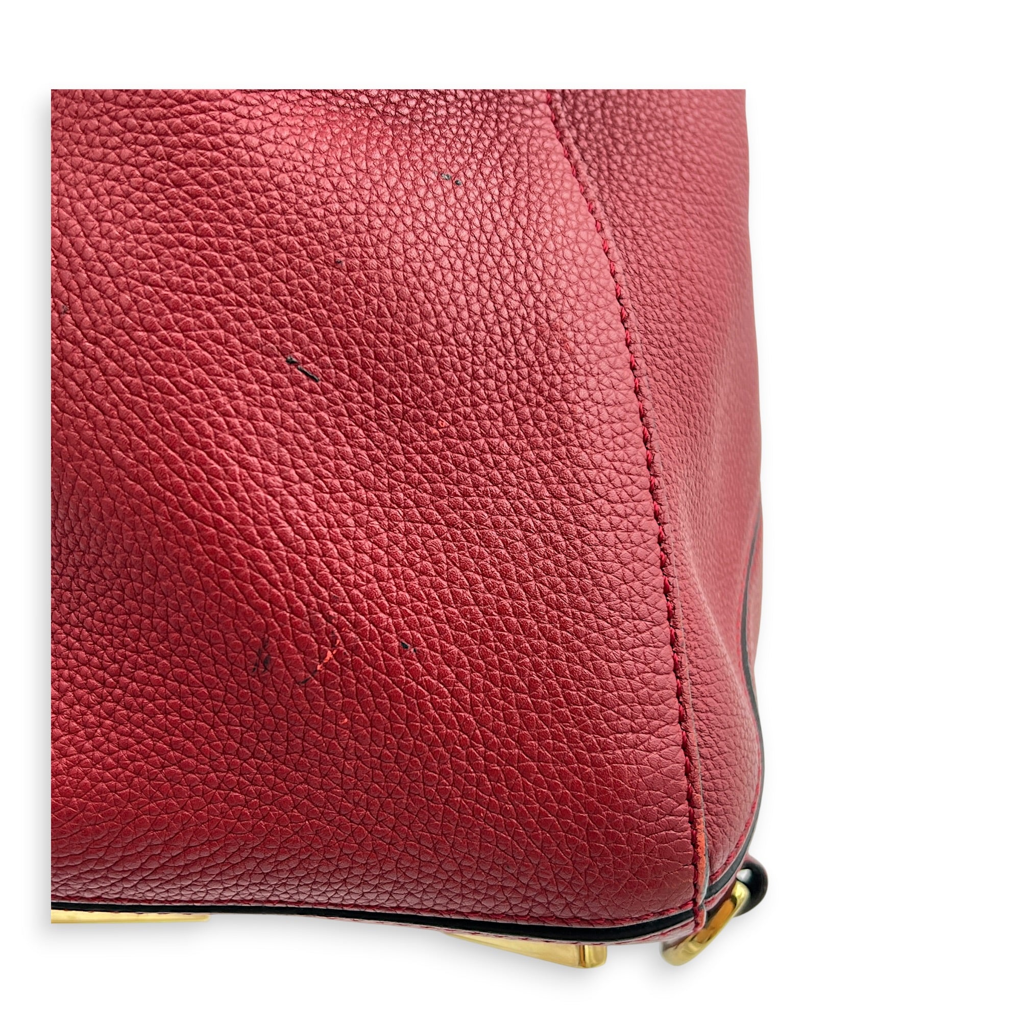 Puzzle Shoulder Bag Red in Calfskin, Gold hardware