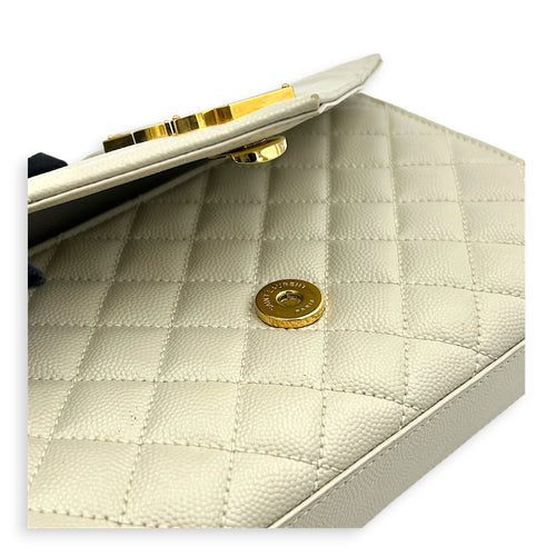 Envelope Shoulder Bag White in Grained Leather, Gold hardware