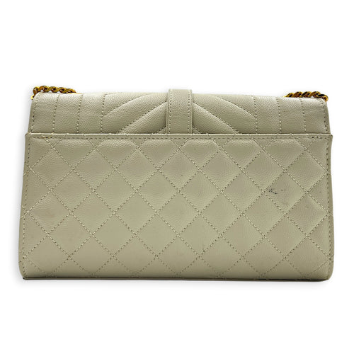 Envelope Shoulder Bag White in Grained Leather, Gold hardware