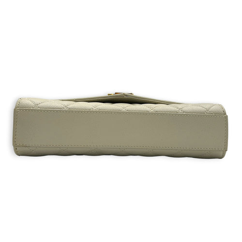 Envelope Shoulder Bag White in Grained Leather, Gold hardware