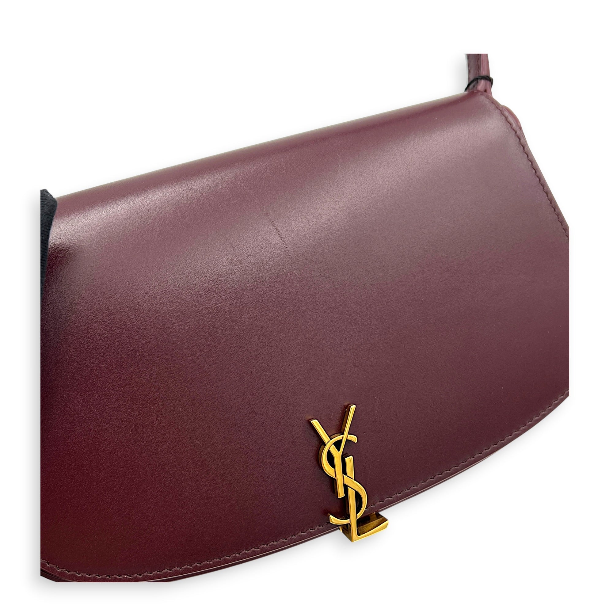Voltaire Shoulder Bag Red in Calfskin, Gold hardware