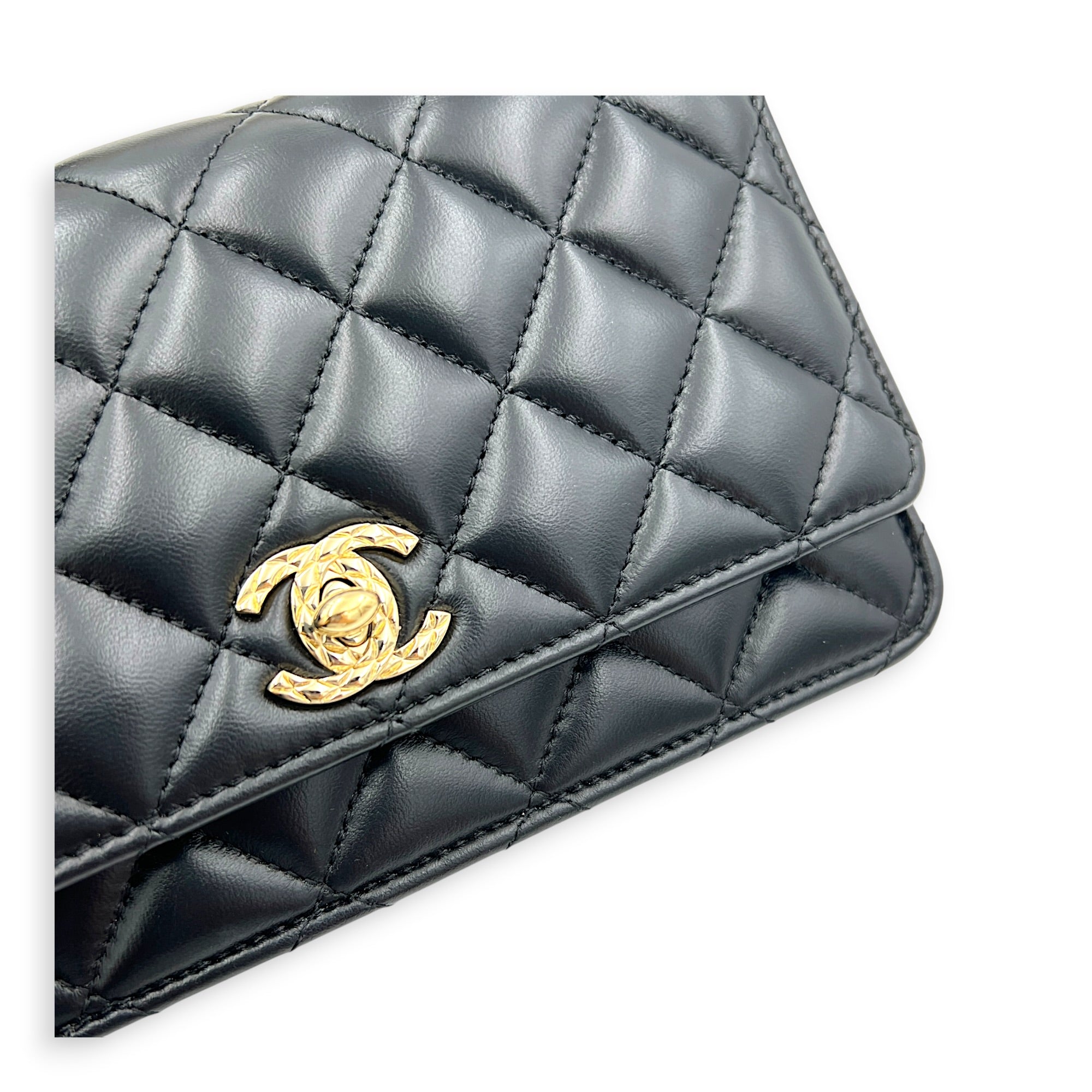 CC Top Handle Wallet On Chain Black in Lambskin, Gold hardware