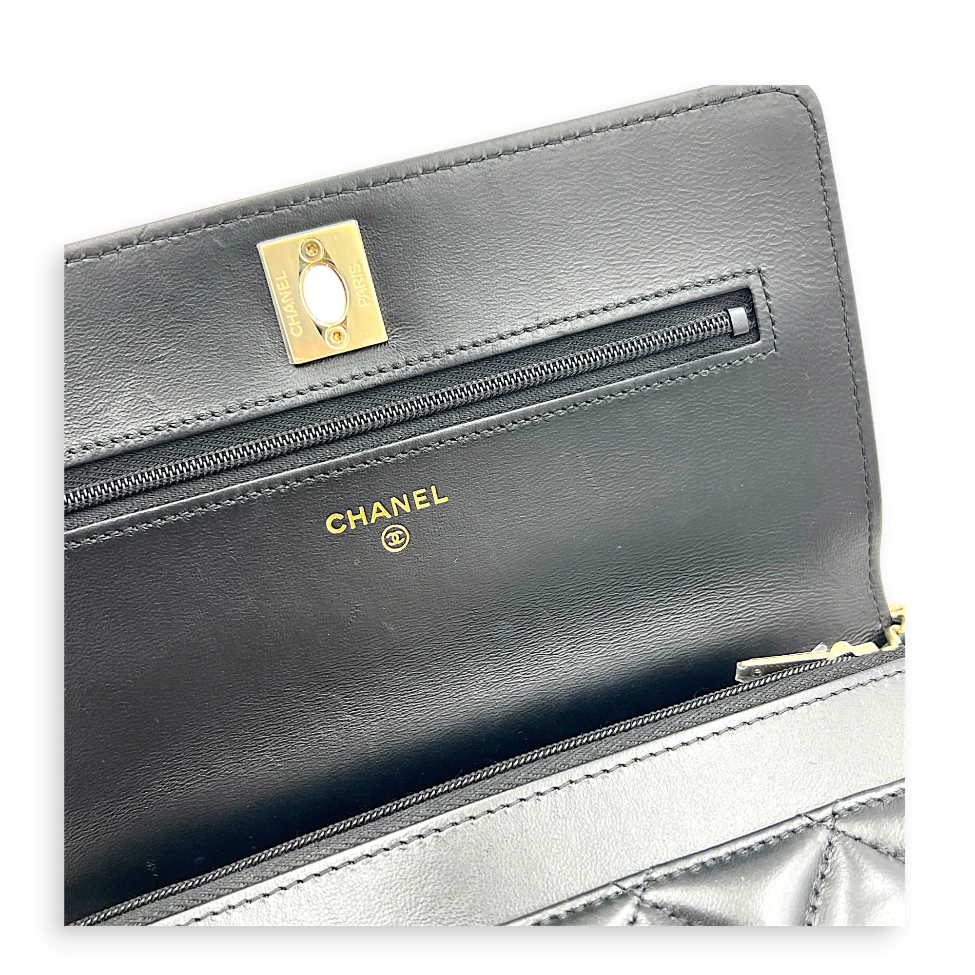 CC Top Handle Wallet On Chain Black in Lambskin, Gold hardware