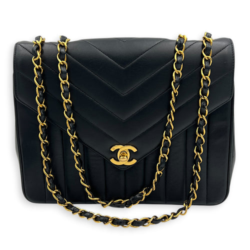 CC Vintage Chevron Envelope Flap Shoulder Bag Black in Lambskin, Gold hardware