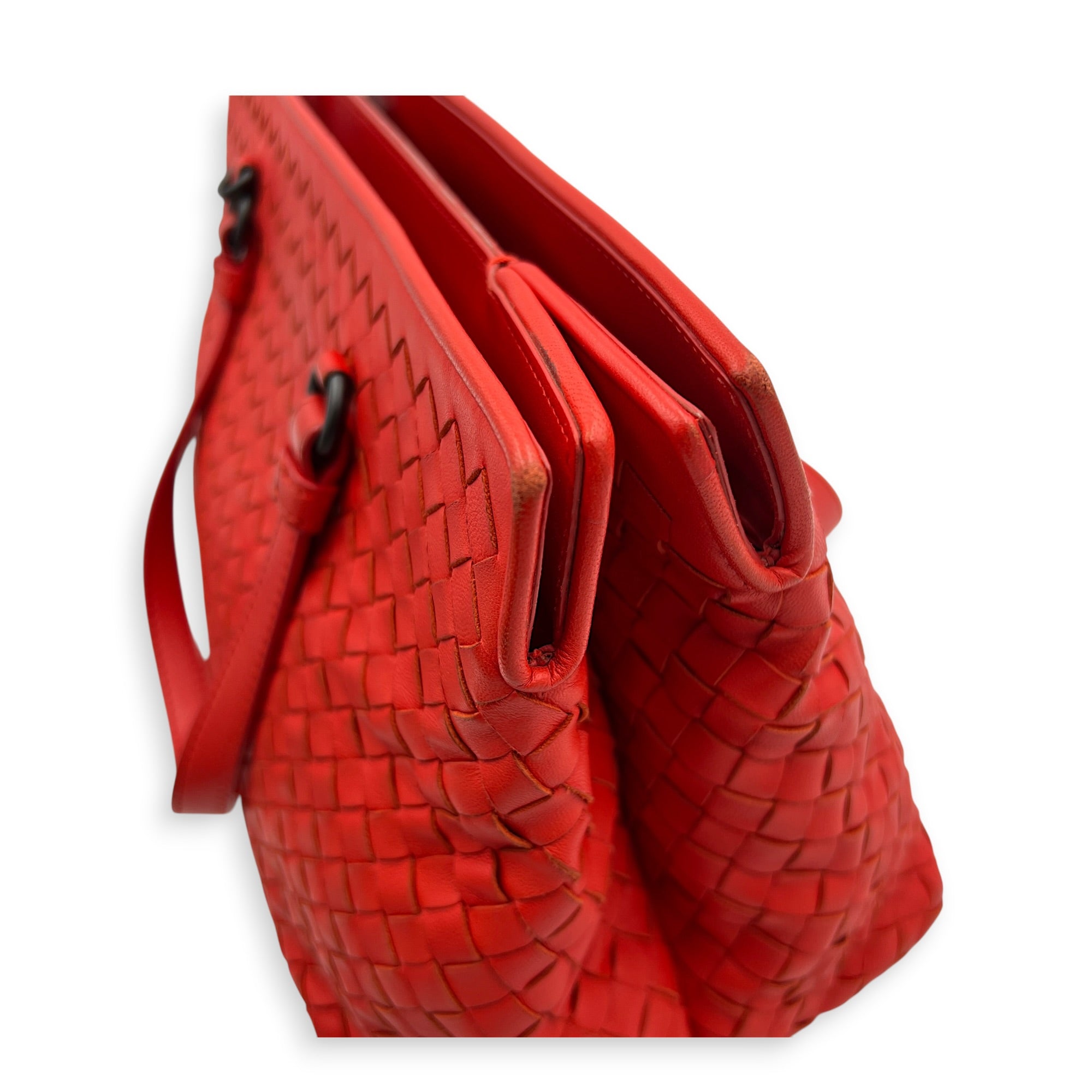 Intrecciato Top Handle Bag Red in Calfskin, Ruthenium hardware