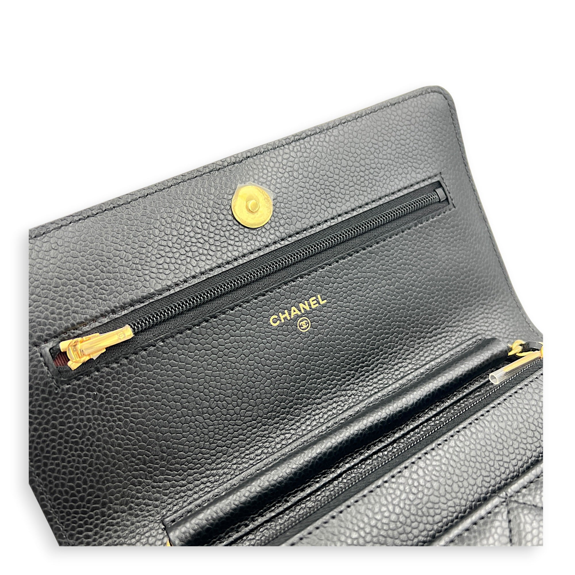 CC Wallet On Chain Black in Caviar Leather, Gold hardware