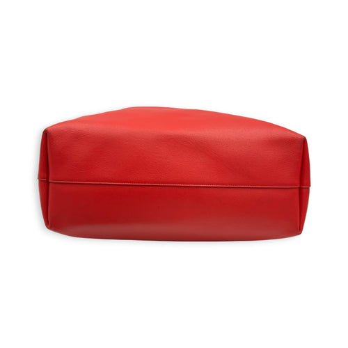 Cabas Red Tote Bag in Calfskin, Gold hardware