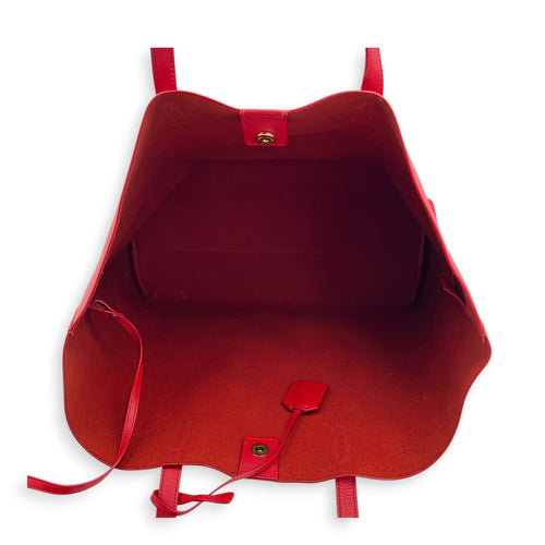 Cabas Red Tote Bag in Calfskin, Gold hardware