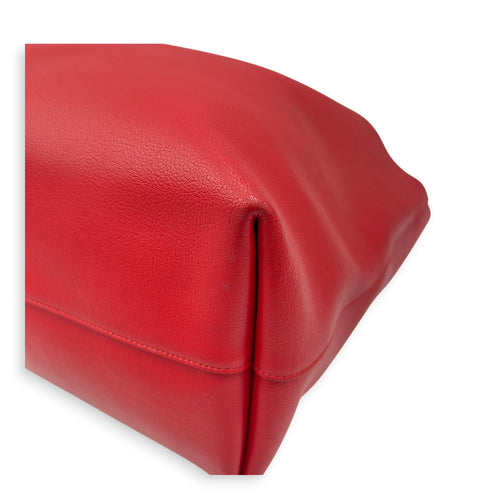Cabas Red Tote Bag in Calfskin, Gold hardware
