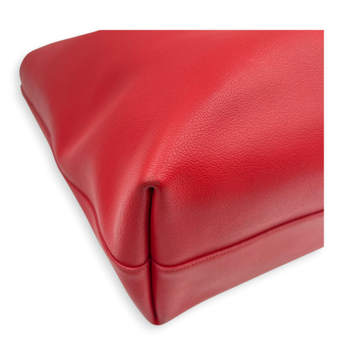 Cabas Red Tote Bag in Calfskin, Gold hardware