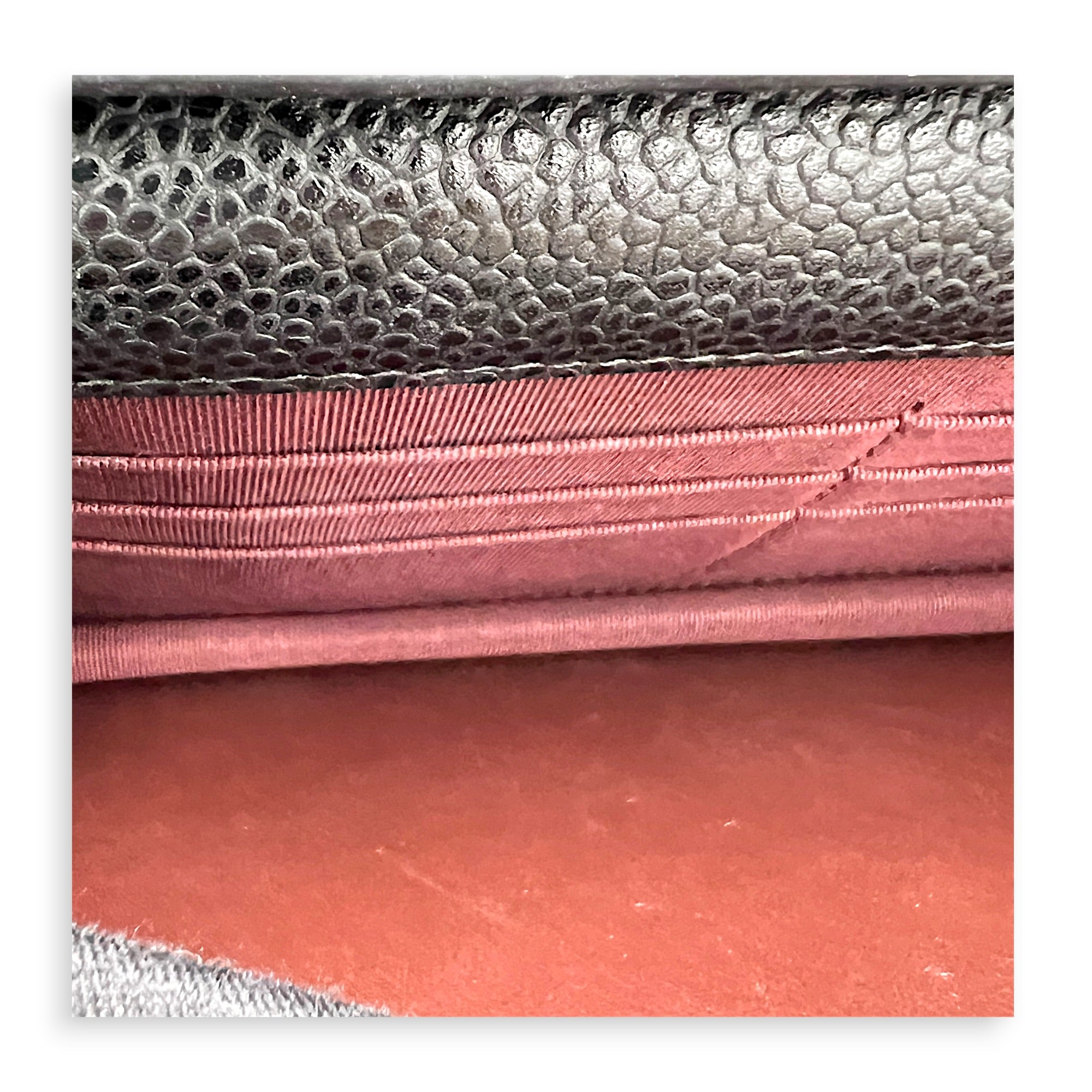 CC Wallet On Chain Black in Caviar Leather, Silver hardware
