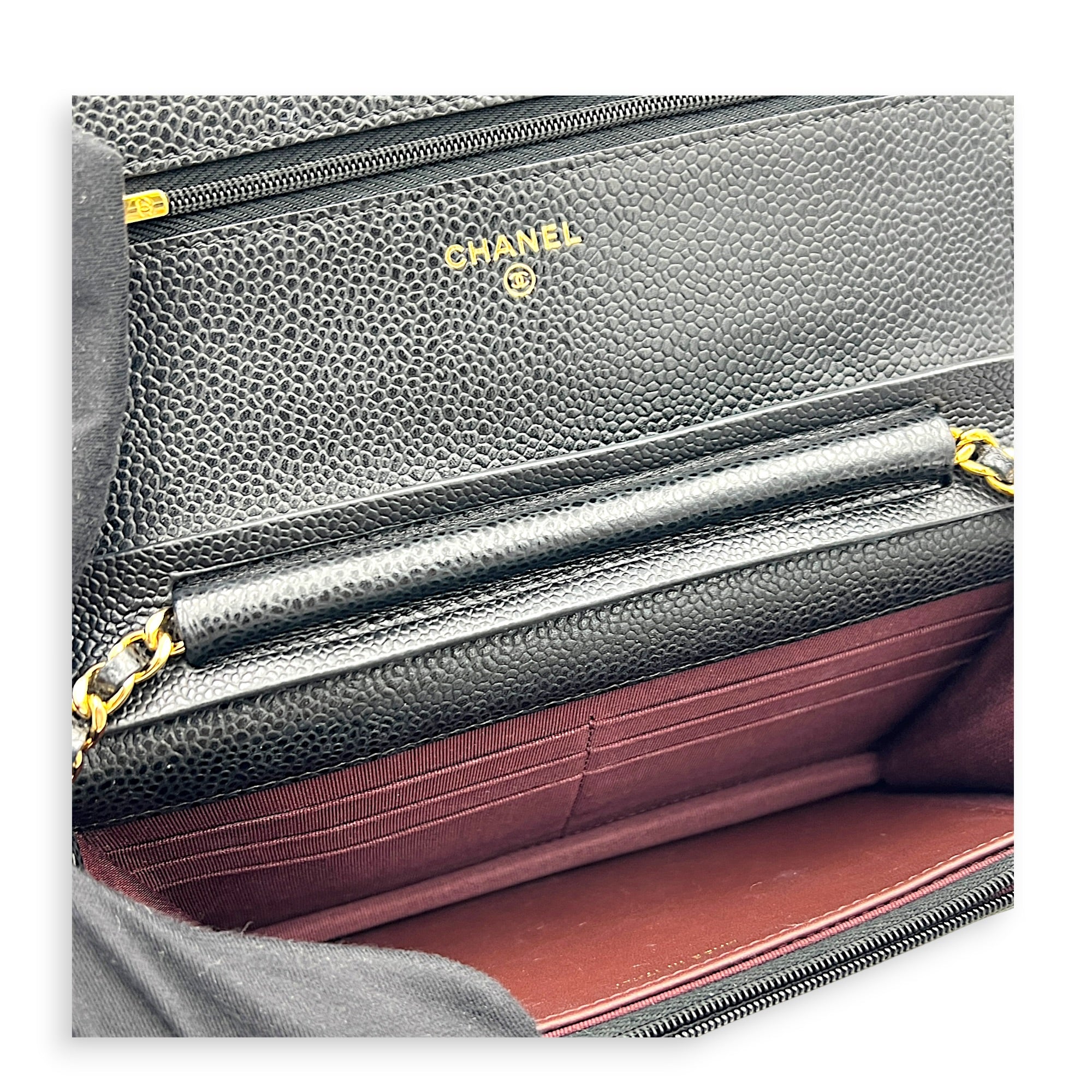 CC Wallet On Chain Black in Caviar Leather, Silver hardware