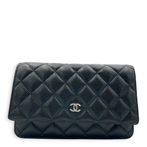CC Wallet On Chain Black in Caviar Leather, Gold hardware