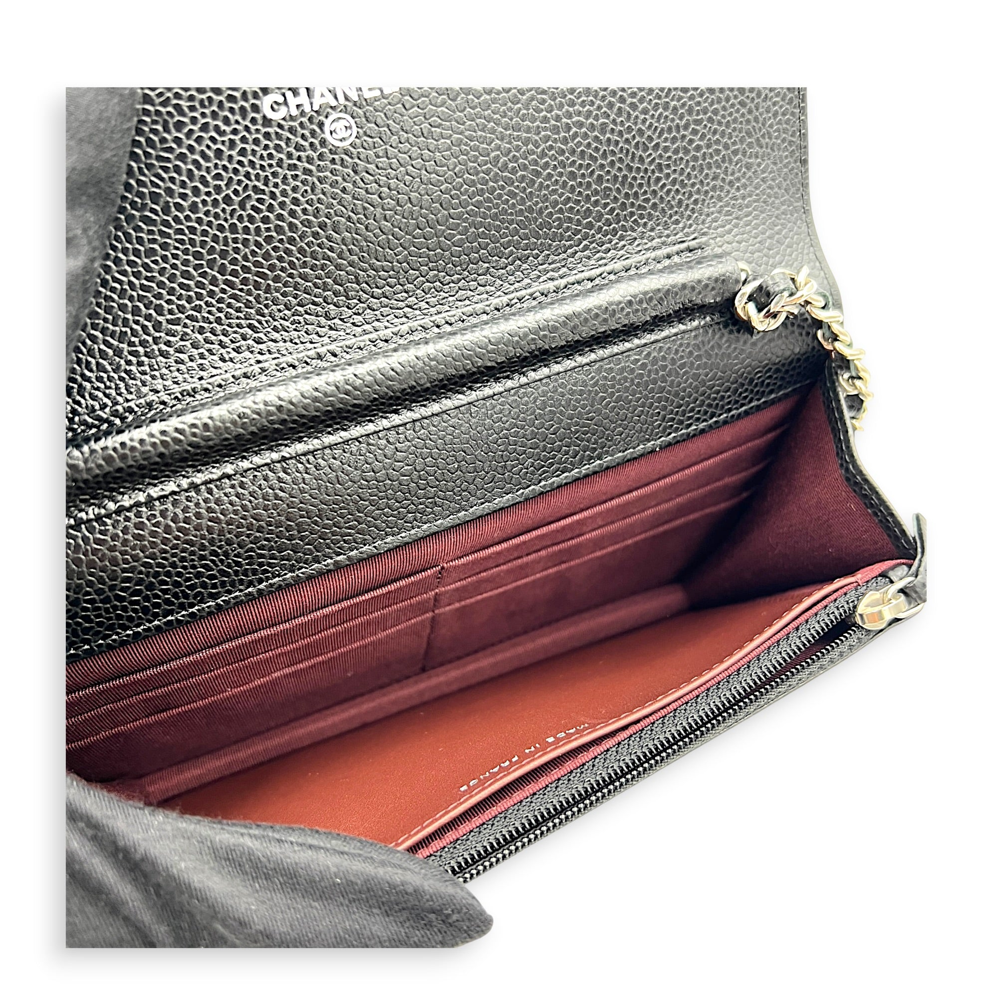 CC Wallet On Chain Black in Caviar Leather, Gold hardware
