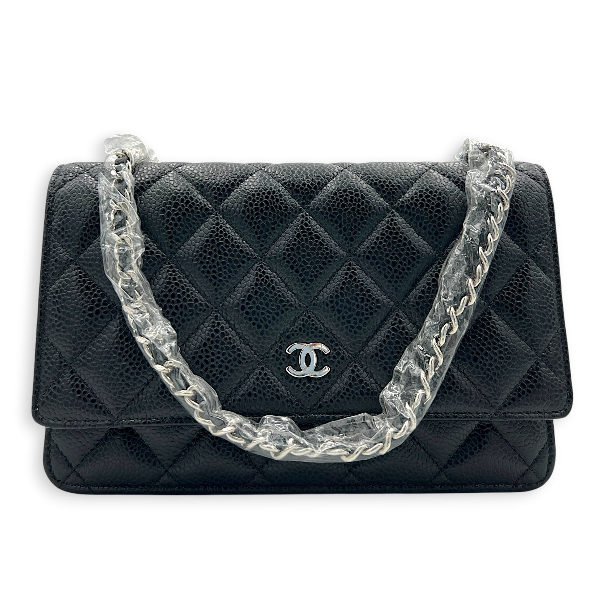 CC Wallet On Chain Black in Caviar Leather, Gold hardware