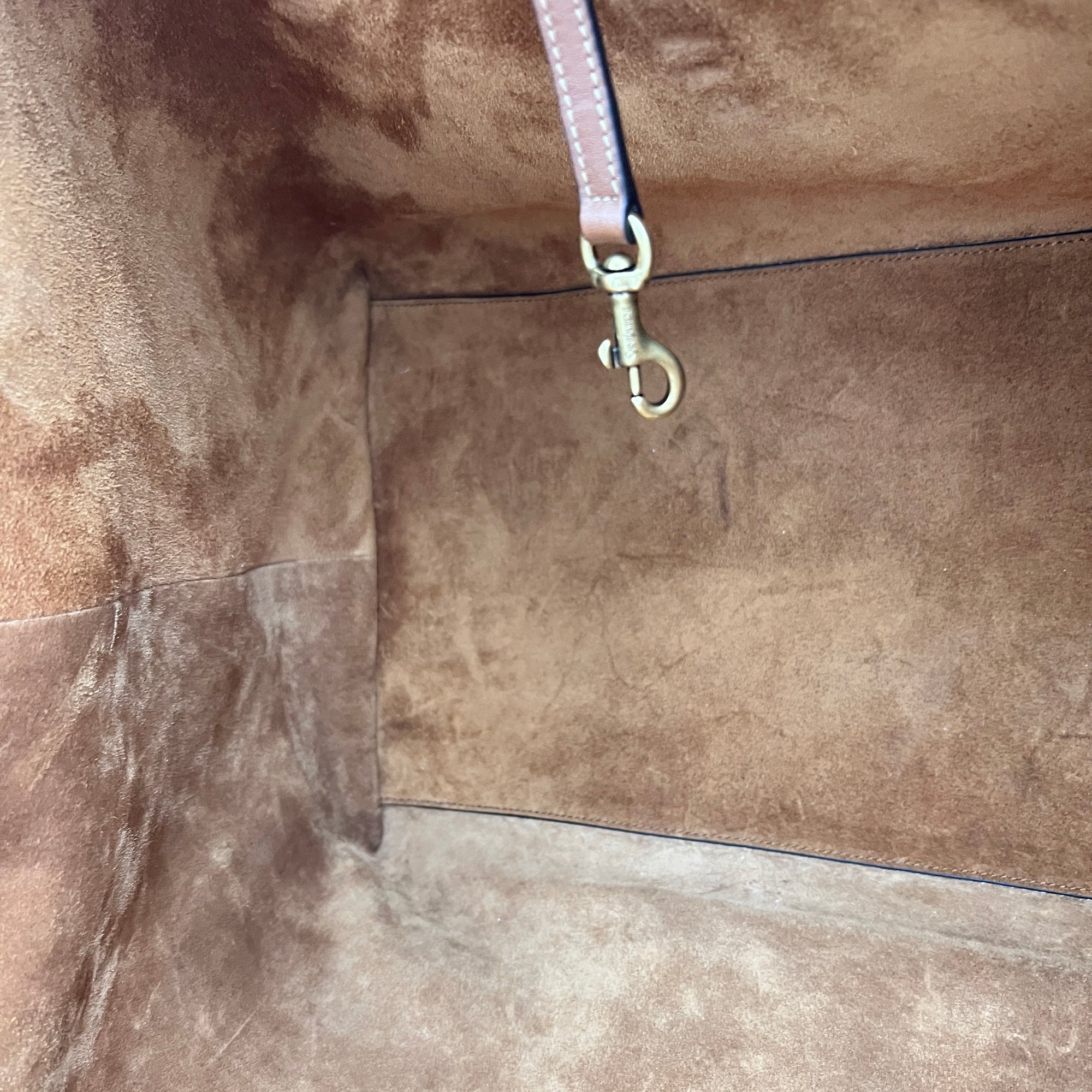 Y Brown Tote Bag in Calfskin, Gold hardware
