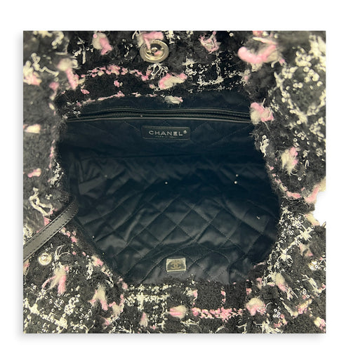 22 Tote Small Black Shoulder Bag in Tweed, Silver hardware
