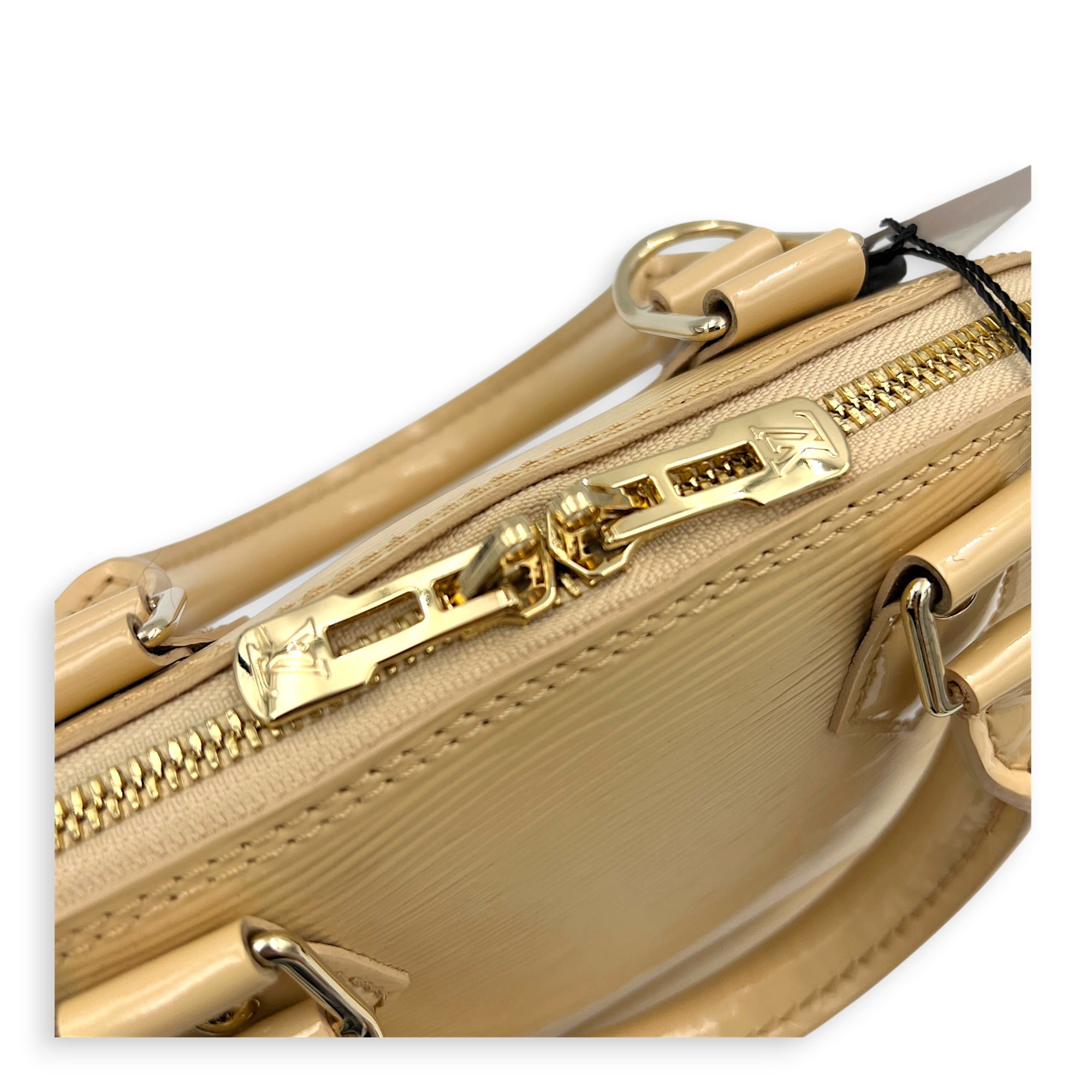Alma Top Handle Bag BB Beige in Patent Leather, Silver hardware