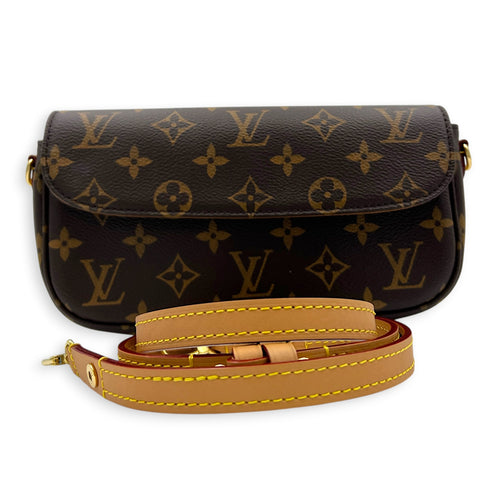 Ivy Wallet On Chain in Monogram Coated Canvas, Gold hardware