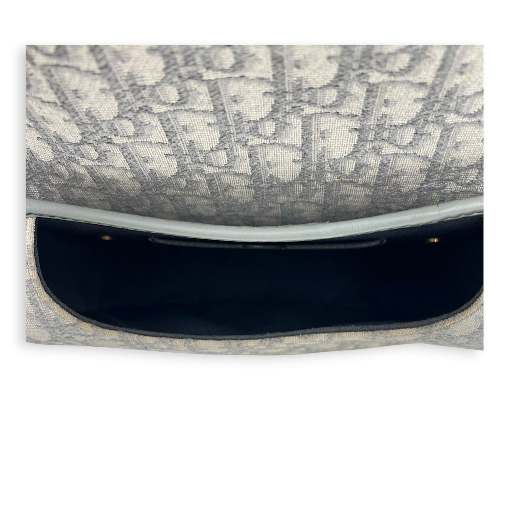 Bobby Shoulder Bag Grey in Canvas, Gold hardware