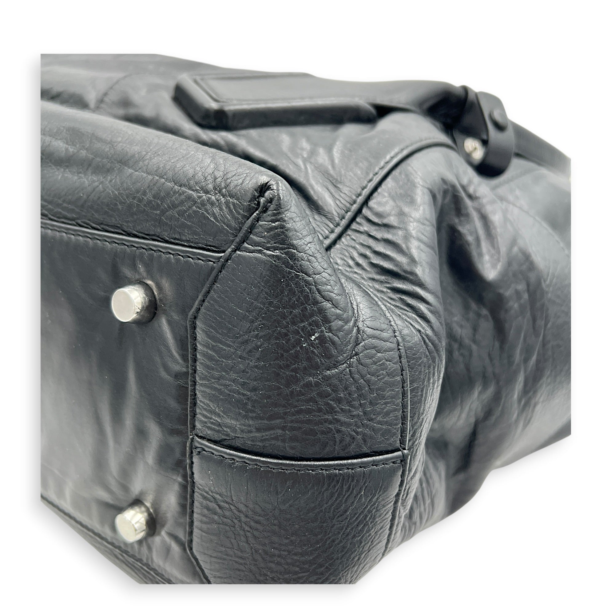 Arco Shoulder Bag Large Black in Calfskin, Silver hardware