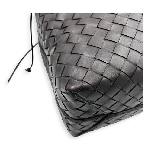 Intrecciato Shoulder Bag Brown in Lambskin