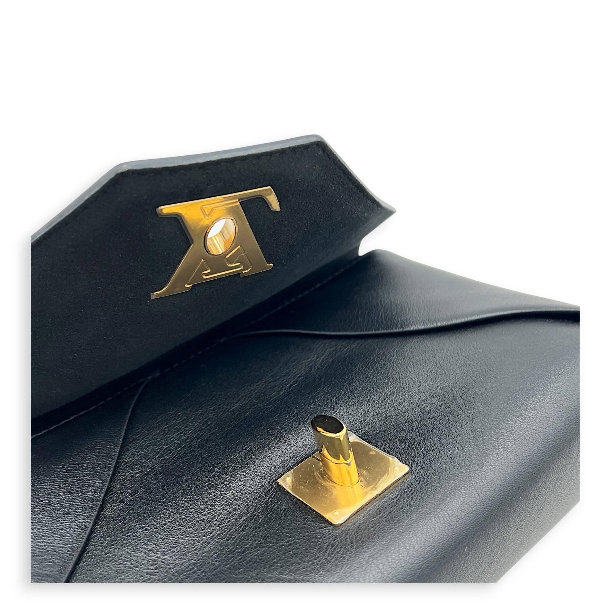 Love Note Shoulder Bag Black in Calfskin, Gold hardware