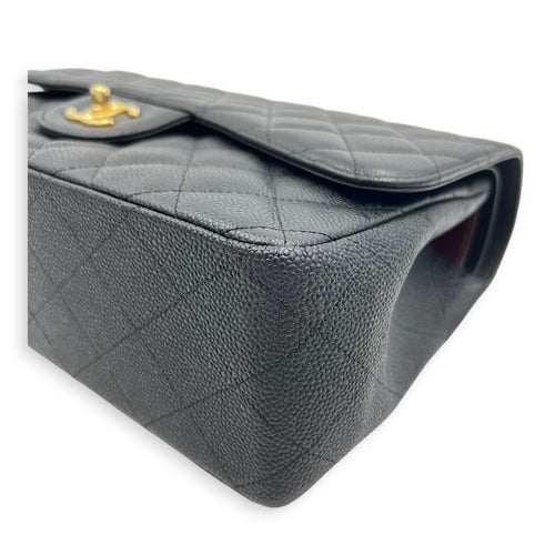Classic Double Flap Shoulder Bag Jumbo Black in Caviar Leather, Gold hardware