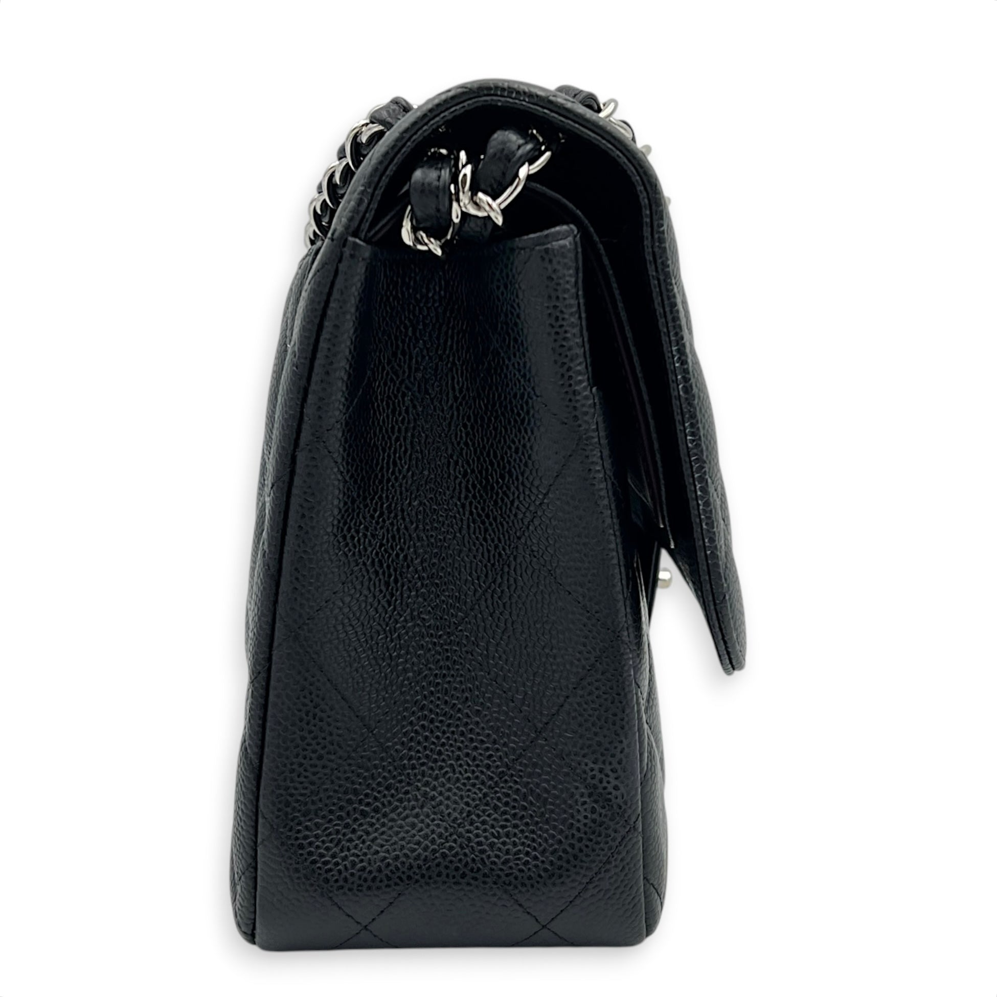 Classic Double Flap Shoulder Bag Jumbo Black in Caviar Leather, Silver hardware