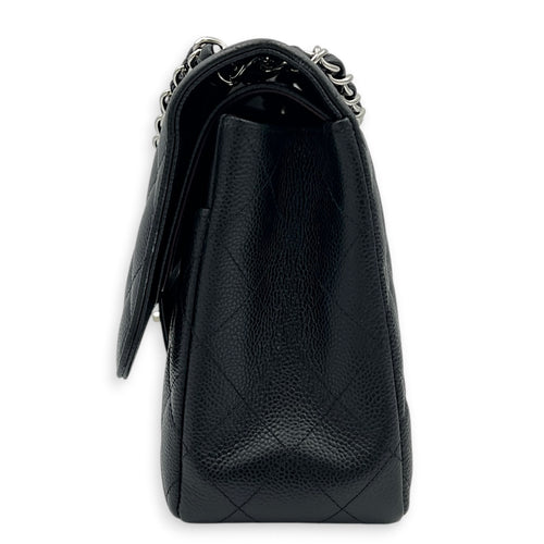 Classic Double Flap Shoulder Bag Jumbo Black in Caviar Leather, Silver hardware