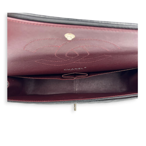 Classic Double Flap Shoulder Bag Jumbo Black in Caviar Leather, Silver hardware