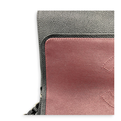 Classic Double Flap Shoulder Bag Jumbo Black in Caviar Leather, Silver hardware